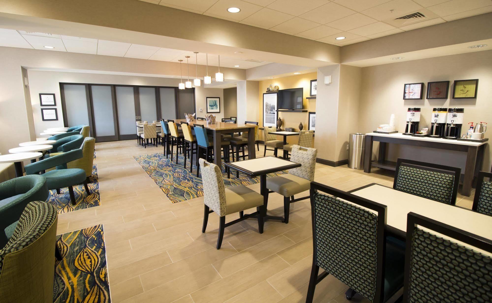 Hampton Inn Decatur, Mt. Zion, Il Екстер'єр фото